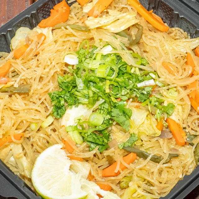 Vegetarian Pancit.